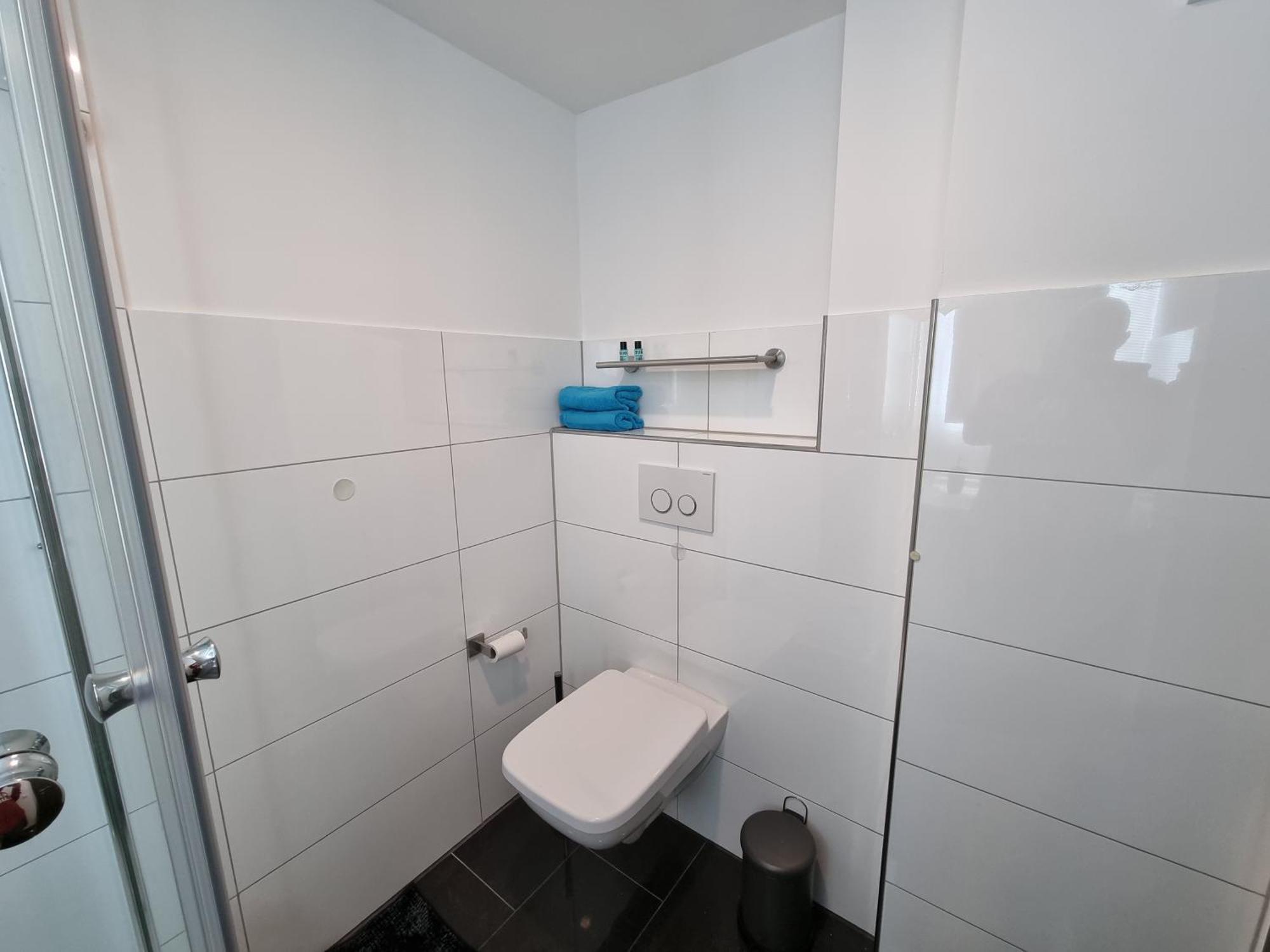 Zwei Schicke Apartments Mit Parkplatz Cologne Room photo