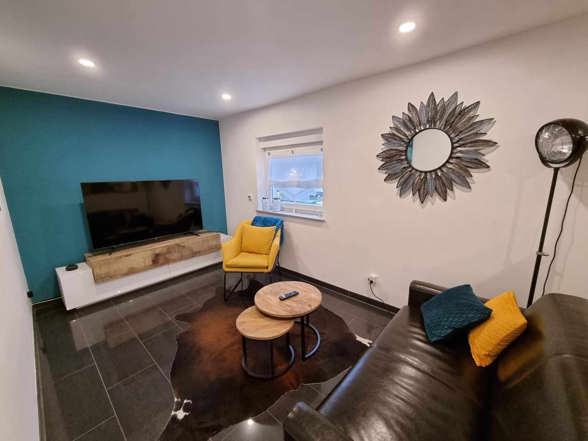 Zwei Schicke Apartments Mit Parkplatz Cologne Room photo